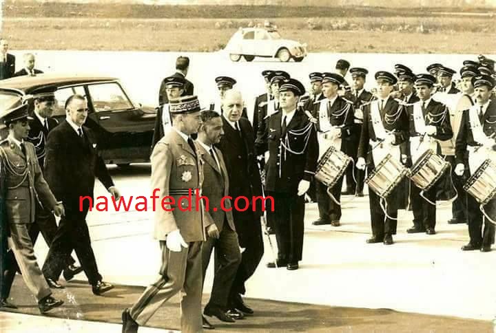 الرئيس المختار ولد داداه رفقة الجنرال ديجول في مطار باريس 