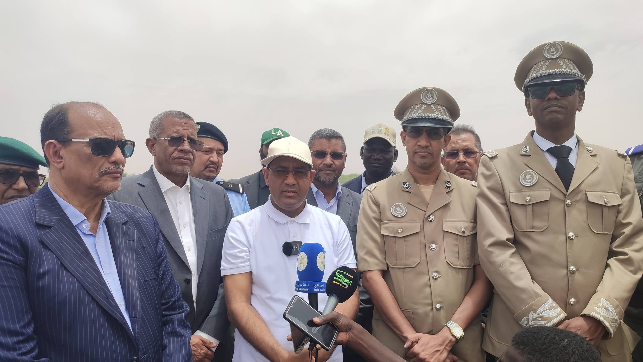 ولد امحيميد يشدد على احترام معايير التقانة وتسريع تنفيذ الأشغال في مشروع سوكام المروي/ صور