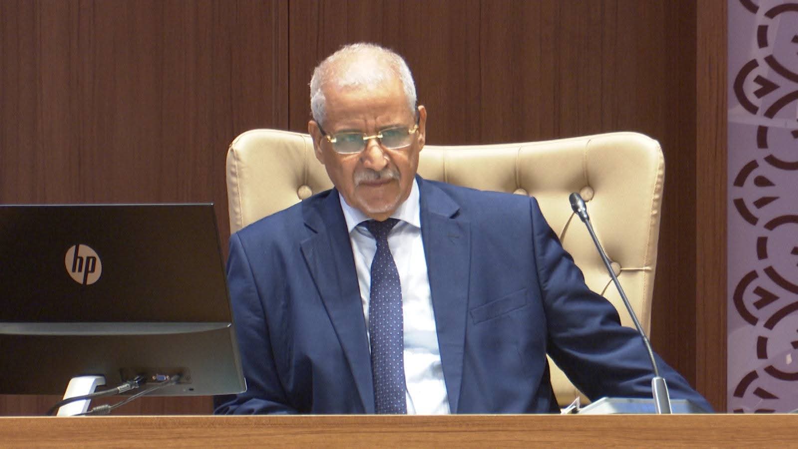 رئيس البرلمان: لا فرق بين الأغلبية والمعارضة في تطبيق القانون